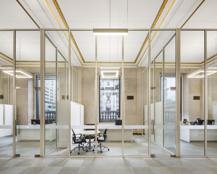 Press kit | 769-02 - Press release | The National Bank Unveils its New Montreal Trading Floor - Architecture49 - Commercial Architecture - National Bank trading floor in Montreal - Photo credit: Stéphane Brügger