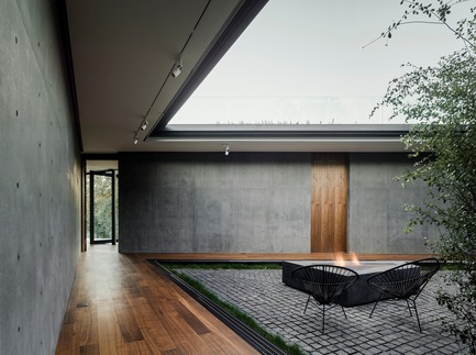 Dossier de presse | 2316-01 - Communiqué de presse | Oak Pass House - Walker Workshop - Architecture résidentielle - Crédit photo : Joe Fletcher&nbsp;