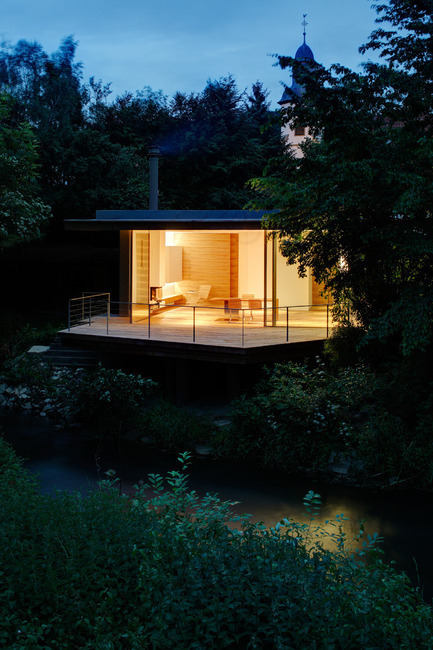 Dossier de presse | 2231-01 - Communiqué de presse | House Rheder - Falkenberg Innenarchitektur - Design d’intérieur résidentiel - View from Rheder country park - Crédit photo : Reimund Braun