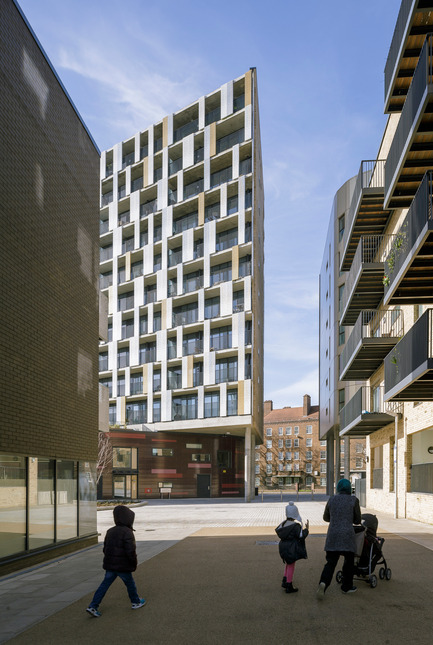 Dossier de presse | 2296-01 - Communiqué de presse | Pembury Circus, Hackney - Fraser Brown MacKenna Architects - Architecture résidentielle - FBM Architects - Pembury Circus, Hackney, London - Crédit photo : Tim Crocker Architectural Photography
