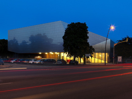 Dossier de presse | 972-04 - Communiqué de presse | Scène de musiques actuelles - Hérault Arnod architectures - Architecture institutionnelle - Crédit photo : André Morin