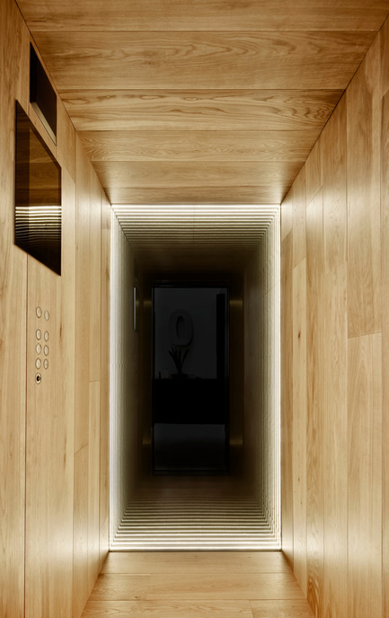 Dossier de presse | 2303-01 - Communiqué de presse | Puro Hotel - OHLAB - Design d’intérieur commercial - Lift - Crédit photo : José Hevia