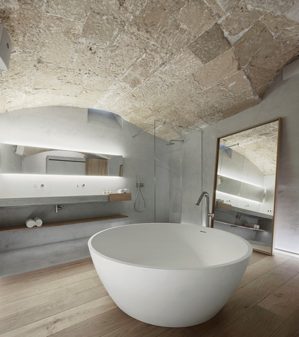 Dossier de presse | 2303-01 - Communiqué de presse | Puro Hotel - OHLAB - Design d’intérieur commercial - Bathroom - Crédit photo : José Hevia