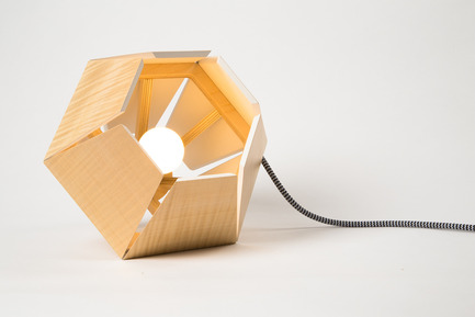 Press kit | 2141-01 - Press release | Objetik: An Online Space for Quebec Design - Objetik - Industrial Design - Capside Lamp - Photo credit: Loïc Bard&nbsp;