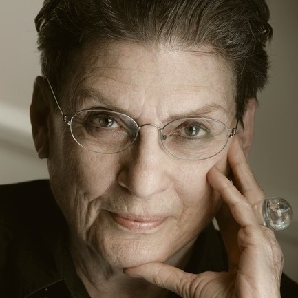 Dossier de presse | 562-70 - Communiqué de presse | Appel de candidatures - Bourse Phyllis-Lambert 2017 - Bureau du design - Ville de Montréal - Concours - Phyllis Lambert - Crédit photo : Marie-Claude Hamel