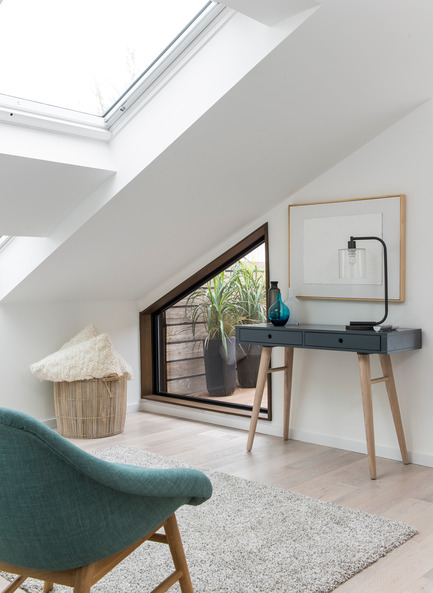 Press kit | 2344-01 - Press release | 46H - Sustainable Reinvention of 1905 House in the Beaches - baukultur/ca - Residential Architecture - 3rd Floor Master Retreat  - Photo credit: Alex Lukey