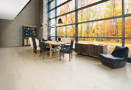 Dossier de presse | 1639-06 - Communiqué de presse | Couleurs, caractères et longueurs sont à l’honneur avec les nouveautés 2017 de Planchers Mirage - Planchers de bois franc Mirage - Produit -  Chêne rouge Cape Cod, collection Admiration - Crédit photo : Planchers de bois franc Mirage