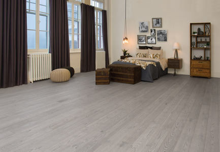 Dossier de presse | 1639-06 - Communiqué de presse | Couleurs, caractères et longueurs sont à l’honneur avec les nouveautés 2017 de Planchers Mirage - Planchers de bois franc Mirage - Produit -  Chêne rouge Driftwood, Caractère, collection Imagine  - Crédit photo : Planchers de bois franc Mirage