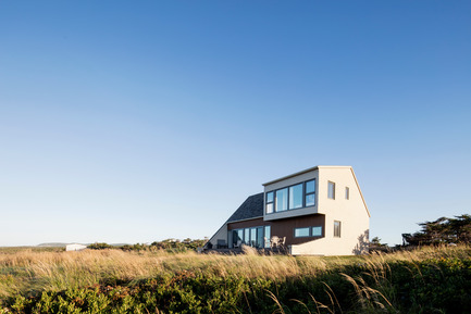 Dossier de presse | 1527-05 - Communiqué de presse | Résidence Dune de l'Ouest - Bourgeois / Lechasseur architectes - Architecture résidentielle - Crédit photo : Adrien Williams