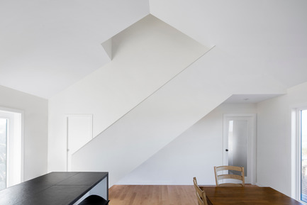 Dossier de presse | 1527-05 - Communiqué de presse | Résidence Dune de l'Ouest - Bourgeois / Lechasseur architectes - Architecture résidentielle - Crédit photo : Adrien Williams