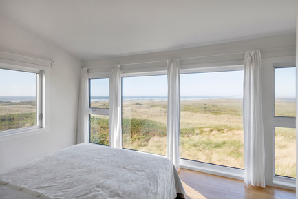 Dossier de presse | 1527-05 - Communiqué de presse | Résidence Dune de l'Ouest - Bourgeois / Lechasseur architectes - Architecture résidentielle - Crédit photo : Adrien Williams