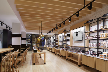 Press kit | 952-13 - Press release | Délices Érable & Cie - Provencher_Roy - Commercial Interior Design - Photo credit: Yves Lefebvre