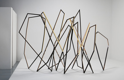 Press kit | 1834-12 - Press release | Design Days Dubai 2017: International Design Talent, Premieres and Special Projects bring design to life - Design Days Dubai - Event + Exhibition - Walking designed by Niamh Barry - Photo credit: Image Courtesy of Todd Merrill (NYC, USA)