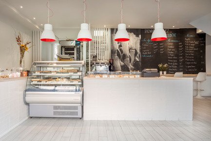Dossier de presse | 673-17 - Communiqué de presse | Les lauréats de la 10e édition des GRANDS PRIX DU DESIGN sont… - Agence PID - Évènement + Exposition -         PRIX PETIT BUDGET <br>LA MIE GOUDÈNE <br>Nathalie Thibodeau Architecte - Crédit photo : Maxime Brouillet