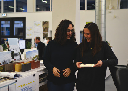 Dossier de presse | 982-33 - Communiqué de presse | Festival des Architectures Vives 2017 - Association Champ Libre - Festival des Architectures Vives (FAV) - Évènement + Exposition -  Lucia Martinez Pluchino / Raquel Duran Puente&nbsp;  - Crédit photo : Lucia Martinez Pluchino / Raquel Duran Puente&nbsp;