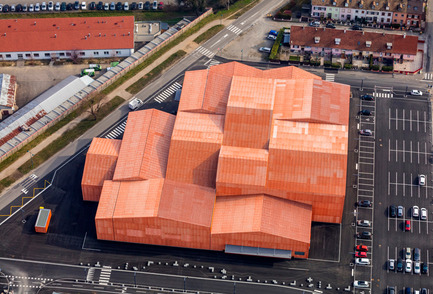 Dossier de presse | 2276-03 - Communiqué de presse | ArchiDesignclub Awards 2017 - ArchiDesignclub by Muuuz - Architecture institutionnelle - Lauréat dans la catégorie Salles de spectacles : Le Forum, Saint-Louis (68) - Manuelle Gautrand Architecture - Crédit photo : Luc Boegly