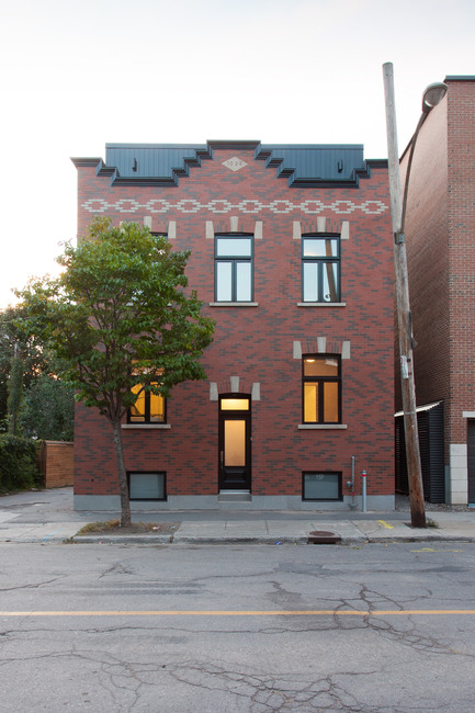 Press kit | 1075-04 - Press release | GOUNOD Residence - APPAREIL architecture - Residential Architecture - Photo credit: Francis Pelletier