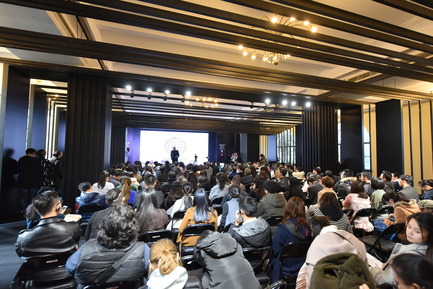 Dossier de presse | 1594-04 - Communiqué de presse | Asia's Leading Design Event Opened its Doors Yesterday to Record Crowds - Design Shanghai - Évènement + Exposition - Design Shanghai Forum in association with KOHLER and AD China_2 - Crédit photo : Design Shanghai