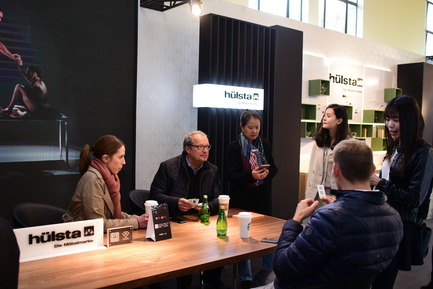 Dossier de presse | 1594-04 - Communiqué de presse | Asia's Leading Design Event Opened its Doors Yesterday to Record Crowds - Design Shanghai - Évènement + Exposition - Hulsta stand @ Design Shanghai - Crédit photo : Design Shanghai