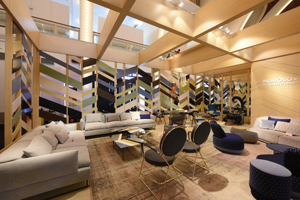 Dossier de presse | 1594-04 - Communiqué de presse | Asia's Leading Design Event Opened its Doors Yesterday to Record Crowds - Design Shanghai - Évènement + Exposition - Moroso stand @ Design Shanghai - Crédit photo : Design Shanghai