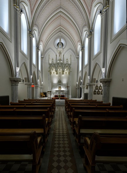 Dossier de presse | 561-01 - Communiqué de presse | La chapelle du Carmelle de Montréal - Éclairage Public - Design d’éclairage - Crédit photo : Pierre Bélanger
