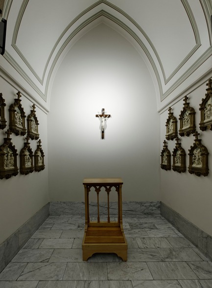 Dossier de presse | 561-01 - Communiqué de presse | La chapelle du Carmelle de Montréal - Éclairage Public - Design d’éclairage - Crédit photo : Pierre Bélanger