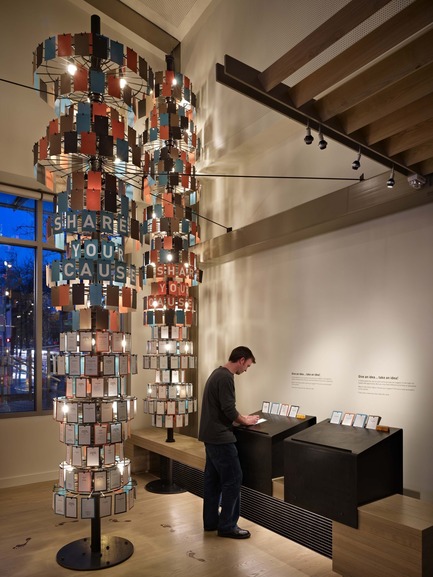 Dossier de presse | 1080-02 - Communiqué de presse | International Awards shortlist announced - INSIDE: World Festival of Interiors - Concours - Bill &amp; Melinda Gates Foundation Visitor Center, United States of America<br>by Olson Kundig Architects