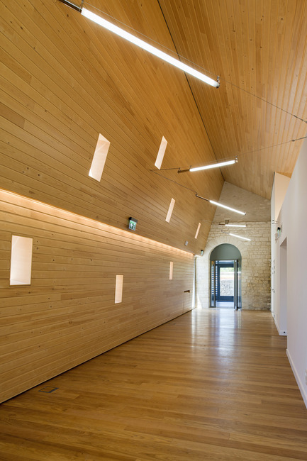 Dossier de presse | 2394-01 - Communiqué de presse | Reconversion de l’ancien Hôpital de Meursault - JUNG Architectures & Simon Buri - Architecture institutionnelle - Crédit photo : Martin Argyroglo