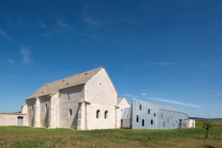 Dossier de presse | 2394-01 - Communiqué de presse | Reconversion de l’ancien Hôpital de Meursault - JUNG Architectures & Simon Buri - Architecture institutionnelle - Crédit photo : Martin Argyroglo