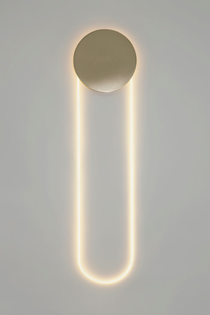 Press kit | 2375-01 - Press release | D’Armes Luminaires Exhibit at SBODIO32 During Milan Design Week - d'Armes - Lighting Design - RA Wall - Photo credit: Jean-Sébastien Senécal