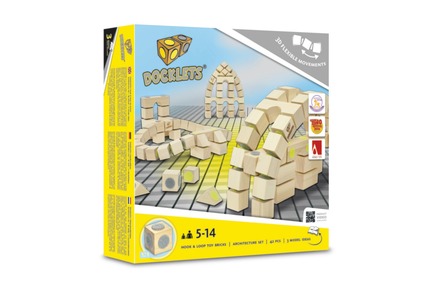 Dossier de presse | 2450-01 - Communiqué de presse | DOCKLETS - Innovative Hook and Loop Toy Bricks for Agile 3D Constructions - TPPD / Thade Precht Playful Design - Produit - DOCKLETS Architecture Set - Crédit photo : TPPD / Thade Precht Playful Design