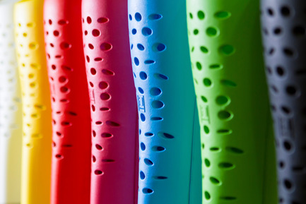 Press kit | 2467-01 - Press release | Confetti Prosthetic Leg Cover - Furf Design Studio - Product - The prosthetic leg cover comes in seven different colors. - Photo credit: Furf Design Studio