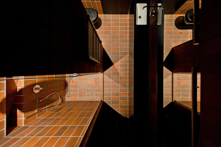 Press kit | 2506-01 - Press release | Bazillion Apartment: Warm and Cold - AGROB BUCHTAL - Residential Interior Design - Photo credit: Leonas Garbačauskas / AGROB BUCHTAL