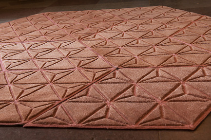Dossier de presse | 2512-01 - Communiqué de presse | Jigsaw Rug Wins Double Design Award - Ingrid Külper Design AB - Design d’intérieur commercial - Jigsaw multipurpose rug - Crédit photo : Ewa Malmsten Nordell