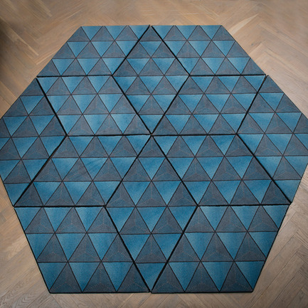 Dossier de presse | 2512-01 - Communiqué de presse | Jigsaw Rug Wins Double Design Award - Ingrid Külper Design AB - Design d’intérieur commercial - jigsaw multipurpose rug &nbsp;printed on wool - Crédit photo : Ewa Malmsten Nordell