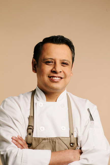 Dossier de presse | 2065-02 - Communiqué de presse | Botanist Restaurant to Open its Doors on April 24 in Vancouver, BC - Fairmont Pacific Rim - Art de vivre -  Hector Laguna, Executive Chef - Crédit photo : Grady Mitchell