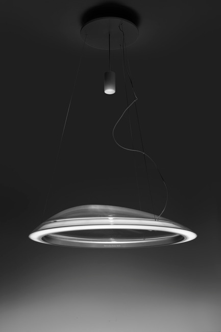 Dossier de presse | 2464-01 - Communiqué de presse | Artemide Wins Five Awards – Two of them in the “Best of the Best” Category - Artemide - Design d’éclairage - Ameluna - Crédit photo : Artemide