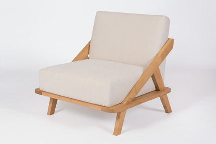 Dossier de presse | 2586-01 - Communiqué de presse | Award-Winning Nordic Space Furniture Collection - ellenberger - Produit - Nordic Space Chair, Design by Jannis Ellenberger - Crédit photo : Alexander Fanslau, Bremen, Germany