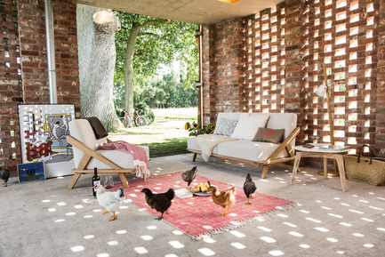 Dossier de presse | 2586-01 - Communiqué de presse | Award-Winning Nordic Space Furniture Collection - ellenberger - Produit - Nordic Space Sofa + Chair, Design by Jannis Ellenberger - Crédit photo : Alexander Fanslau, Bremen, Germany