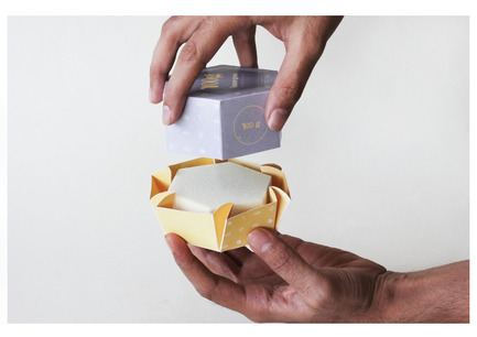 Dossier de presse | 2472-01 - Communiqué de presse | Award Winning Product Package Design: Butter gram - Axiom Consulting - Produit - Opening Scenario<br> - Crédit photo : Team Axiom