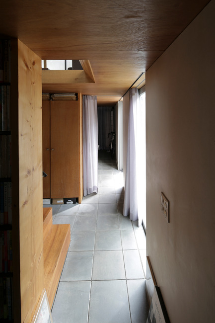 Dossier de presse | 756-16 - Communiqué de presse | L’histoire, par ailleurs: Go Hasegawa, Kersten Geers, David Van Severen - Centre Canadien d’Architecture (CCA) - Évènement + Exposition -  Stefano  Graziani. Photo de House in Kyodo, 2010–2011. Architecte : Go Hasegawa  and Associates, Centre Canadien d’Architecture, Montréal   - Crédit photo : © Stefano Graziani 