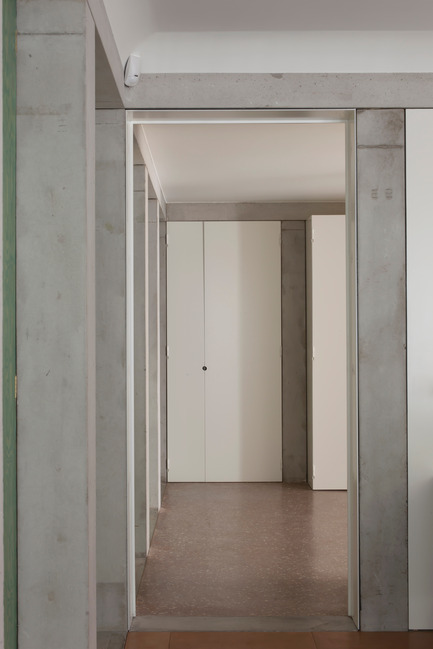 Dossier de presse | 756-16 - Communiqué de presse | L’histoire, par ailleurs: Go Hasegawa, Kersten Geers, David Van Severen - Centre Canadien d’Architecture (CCA) - Évènement + Exposition - Stefano  Graziani. Photo de Villa Schor, 2008–2012. Architecte : OFFICE Kersten  Geers David Van Severen. Centre Canadien d’Architecture, Montréal - Crédit photo :  © Stefano Graziani 