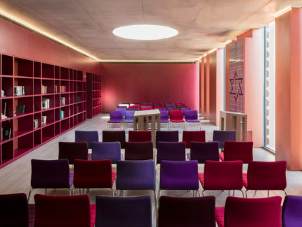 Dossier de presse | 1481-01 - Communiqué de presse | Center for Jewish Life at Drexel University - Stanley Saitowitz | Natoma Architects Inc. - Architecture institutionnelle - Center For Jewish Life - Interior-05 - Crédit photo : Richard Barnes