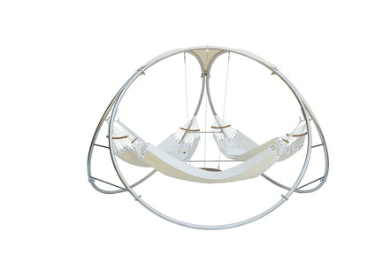 Press kit | 1083-02 - Press release | Trinity Completes Trifecta with Unveiling of Award-Winning Additions to its Hammock Line - TrinityHammocks - Product - Infinity (Triple hammock system) - Photo credit: Michael D"Inca
