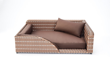 Dossier de presse | 2438-01 - Communiqué de presse | Swiss Start-Up Embellishes the Lives of Dogs and Owners - Volentis GmbH - Produit - IDA Silver Award Winner - LABONI Dog Bed Cosmopolitan - Crédit photo : Volentis GmbH<br>