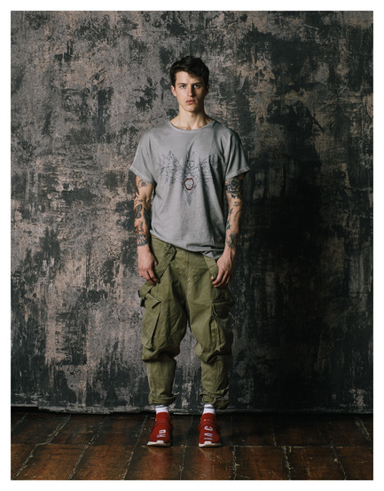 Press kit | 2481-01 - Press release | WRAD's GRAPHI-TEE, Fashion and Sustainable Innovation - WRAD - Fashion Design - Limited Edition GRAPHI-TEE Manifesto // WRAD Lookbook - Photo credit: Victor Santiago