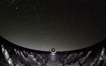 Press kit | 831-03 - Press release | XYZ: Partner in the cosmic voyages at the Rio Tinto Alcan Planetarium! - XYZ Technologie culturelle - Multimedia Design - Photo credit: Ulysse Lemerisse