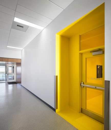 Dossier de presse | 1695-02 - Communiqué de presse | Caserne no 5 - STGM Architectes + CCM2 Architectes - Architecture institutionnelle - Crédit photo : Stéphane Groleau