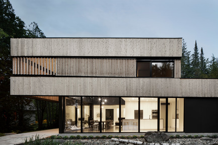 Press kit | 1317-03 - Press release | "Maison sur le Lac" - ACDF Architecture - Residential Architecture - Photo credit: Adrien Williams