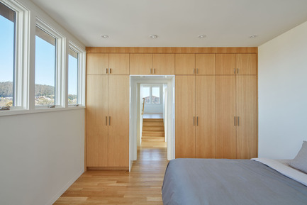 Dossier de presse | 2601-01 - Communiqué de presse | A-to-Z House - SAW // Spiegel Aihara Workshop - Architecture résidentielle - Master Bedroom / Thickened Threshold - Crédit photo : Bruce Damonte